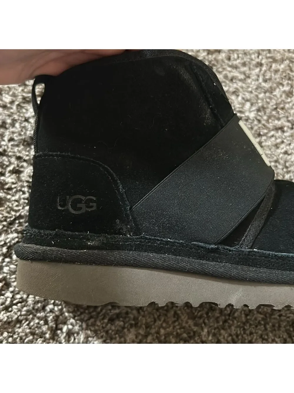 UGG Neumel II Graphic Kids Boots Black Suede Logo Strap Size 6 Youth